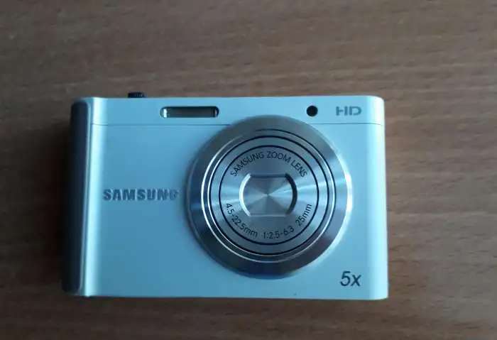 Samsung ST89