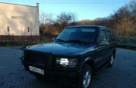 Внедорожник Ренж Ровер 2002