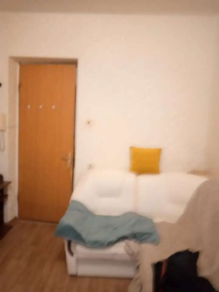 Сдам комнату на длительный срок, ул. Полярников д.13, кв.5