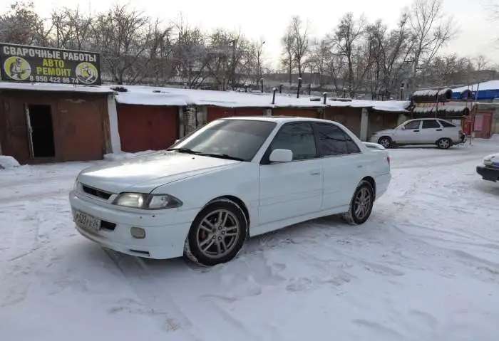 Продам Toyota Carina