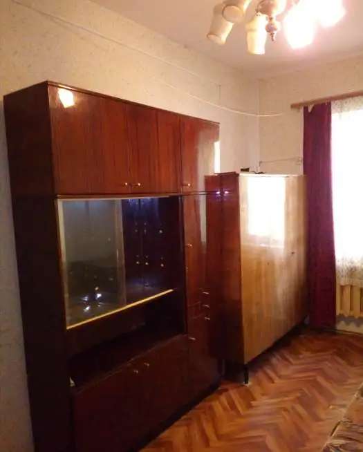 Комната, Лесной дом-7.