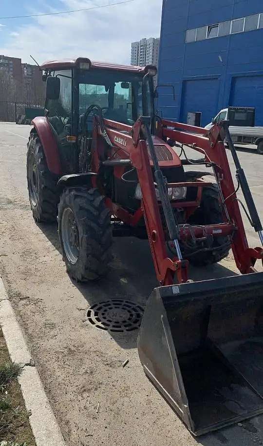 Трактор Case JX 110 ковш