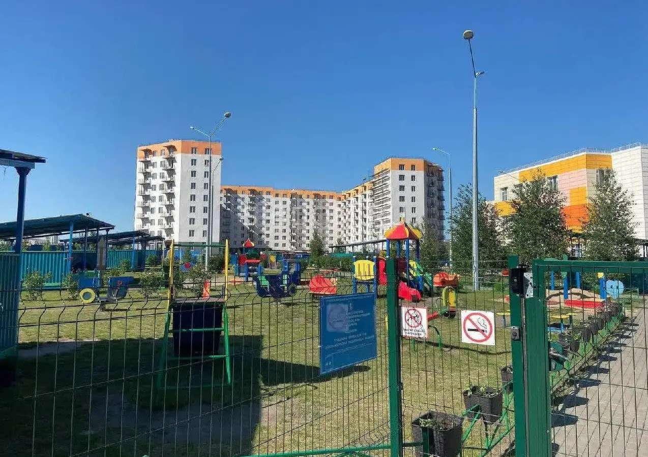2-комнатная квартира по цене однокомнатной в новом районе с готовой инфраструктурой, 52,00 м², 4 эт., Советский, Северное Шоссе 50а