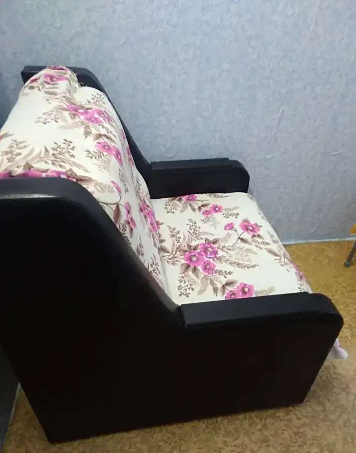 Комната, Проспект Бакунина 29