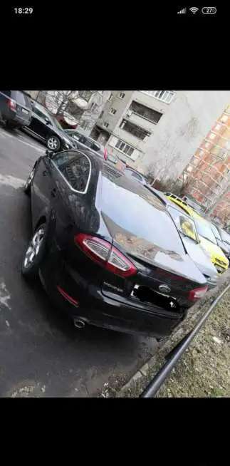 Автомобиль ford mondeo