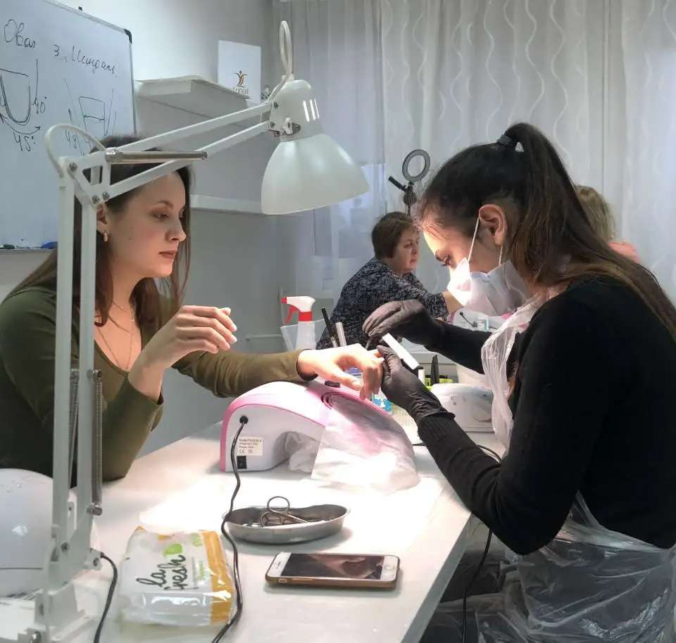 Школа - Студия маникюра Energy Nails