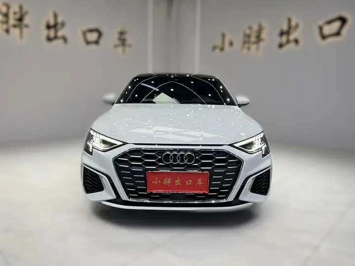 Audi A3L 35 TFSI 2022 г.