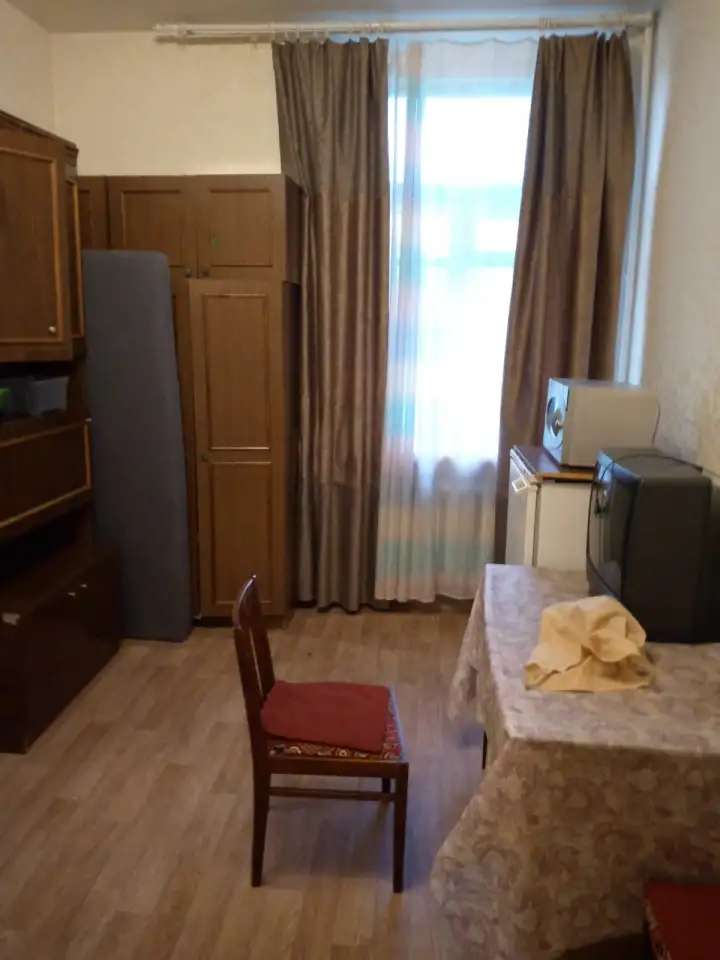 Сдам комнату на длительный срок, ул. Полярников д.13, кв.5