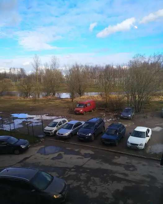 Комната 12,3 м рядом с парком
