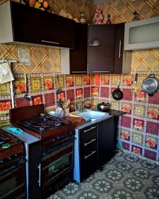 Продам выделенную комнату в секционке, Проспект имени рабочий 96 