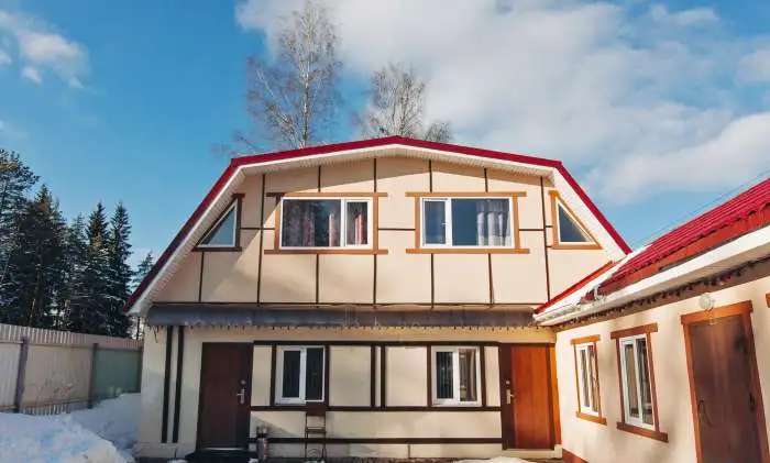 Сдаю посуточно коттедж с беседкой, баней и бассейном