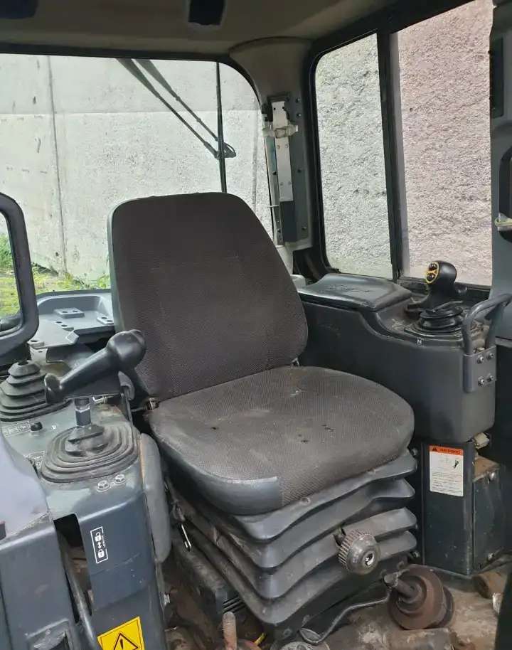 Разборка запчасти Komatsu D65EX-16