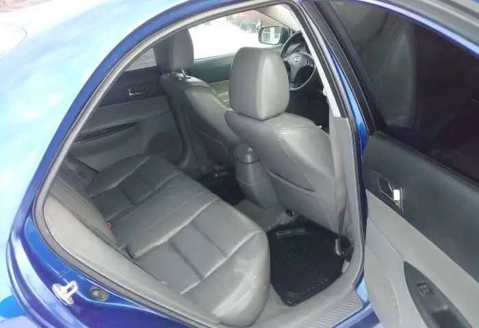 Продаю автомобиль Mazda 6. Американка. 2003гв