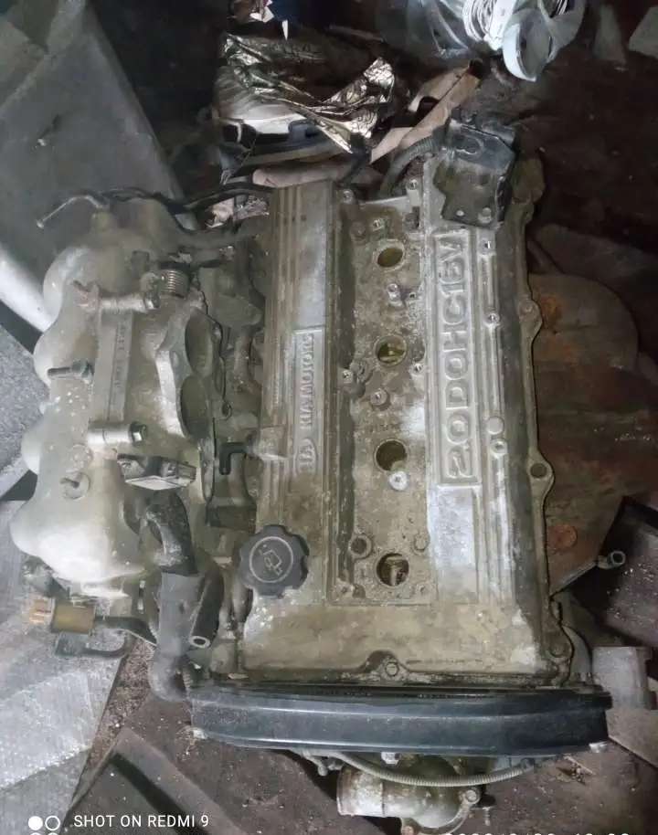 Продам двигатель на запчасти