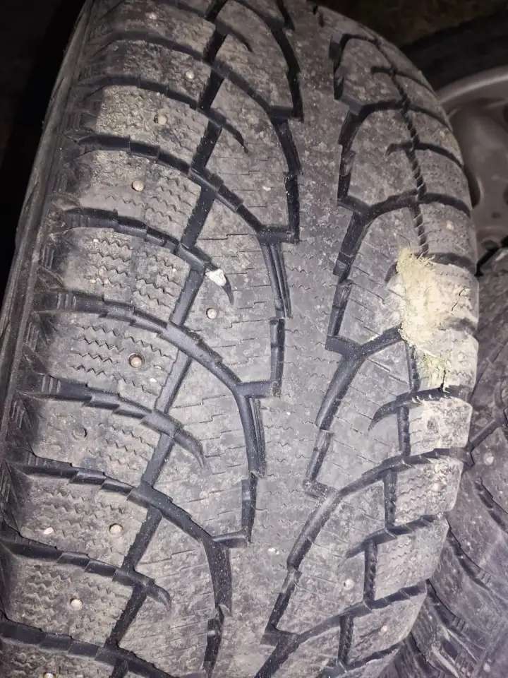 Шины шипованные с дисками BMW X5 E53 Hankook IPike RW11 25555 R18 109M