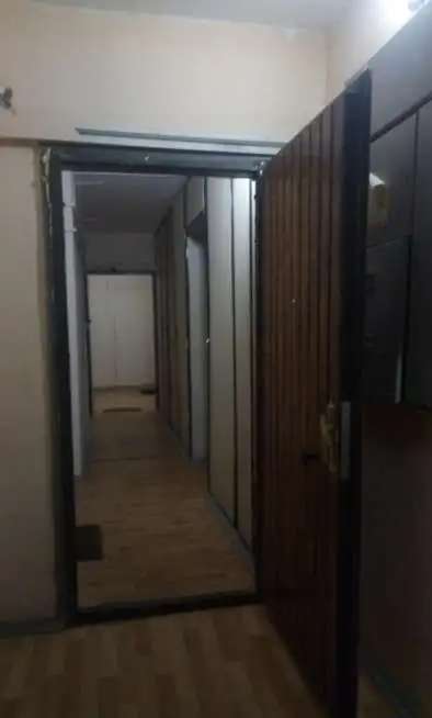 Дверь входная металлическая б/у