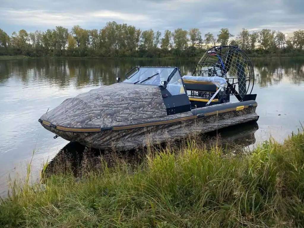 Аэролодка Alligator Raptor 590