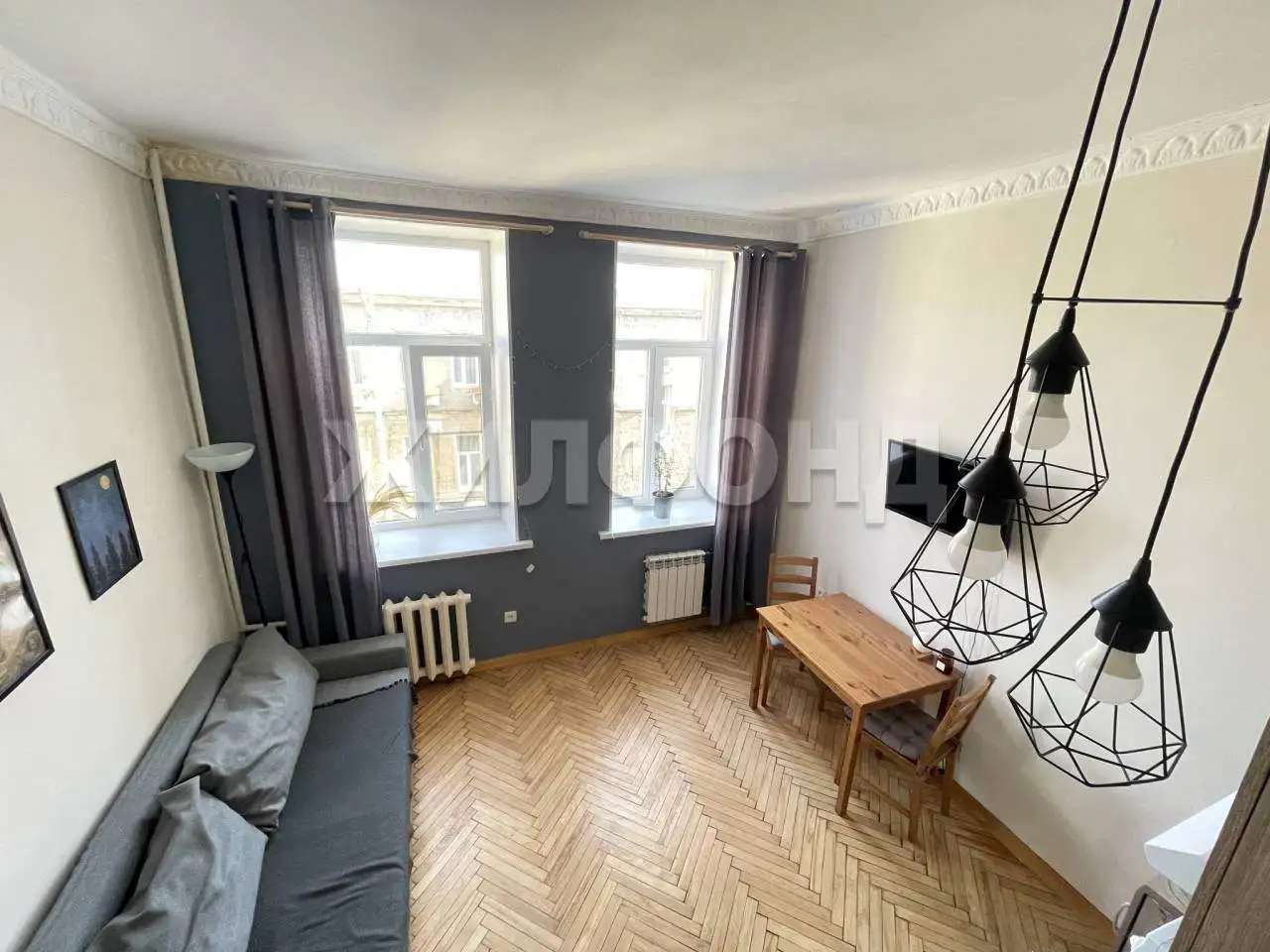 Продается комната 22.4 м2 в 4 ком.кв.