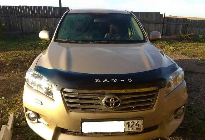 Продам автомобиль Toyota RAV4