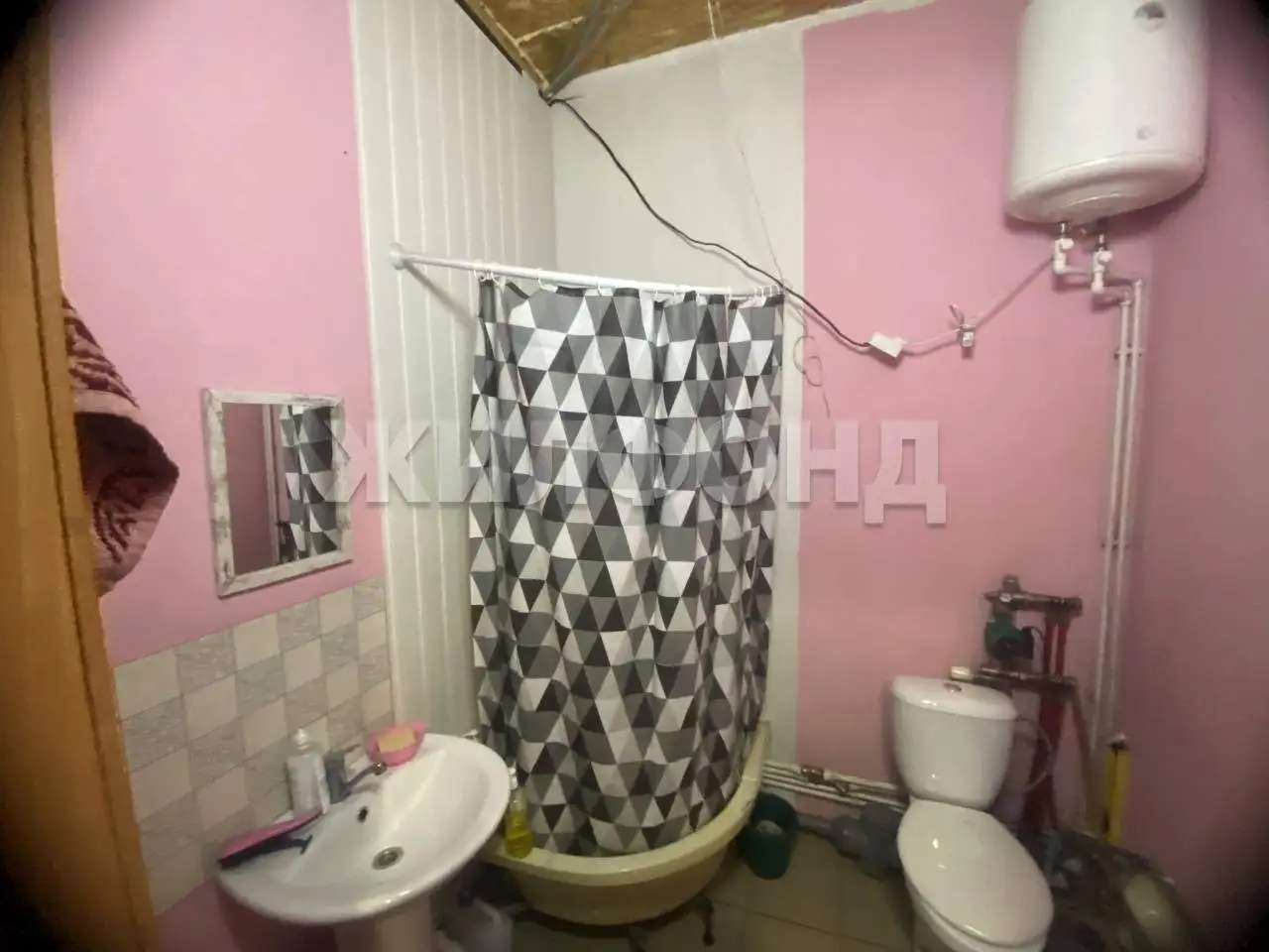 Продается 2-комн. квартира 65 кв.м.