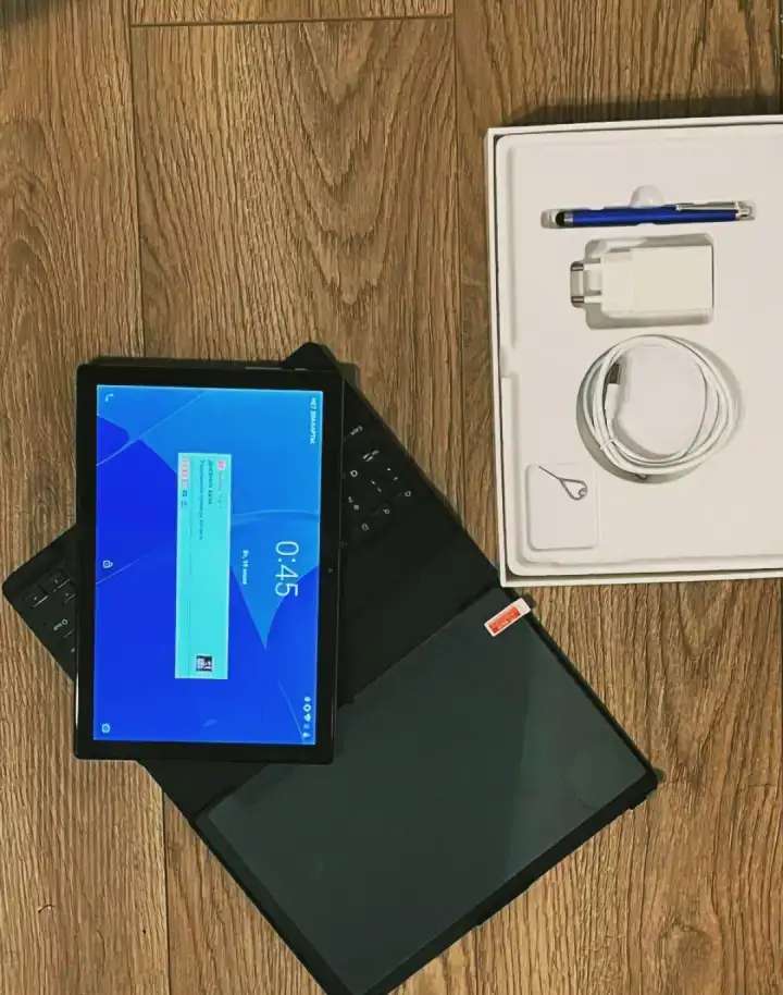 Планшет от Umiio