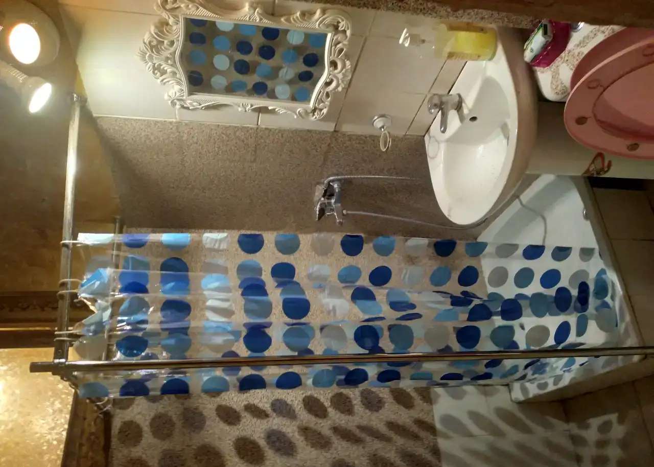 Сдам на длительный срок, Невского 1