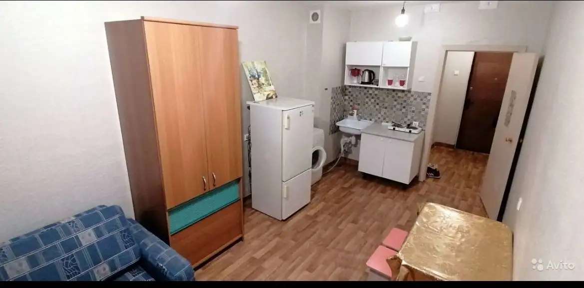 сдам на длительный срок студию 26м2 в Октябрьском р-не Видьского,28