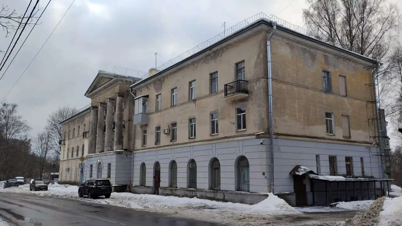 Нежилые помещения 702,7 кв.м.