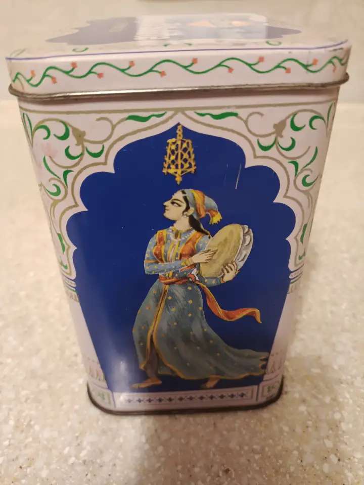 Жестяные банки для хранения СССР