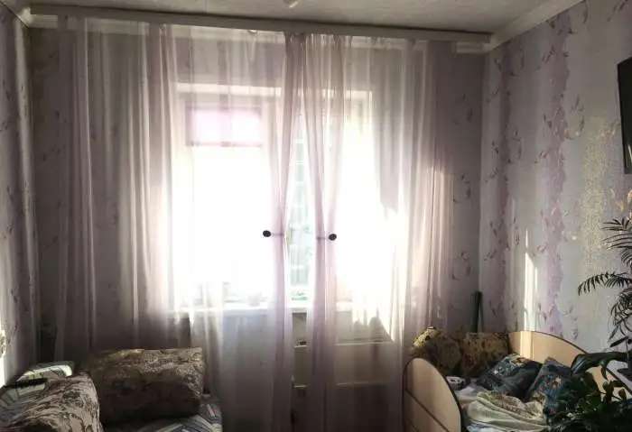 Продам гостинку на Калинина