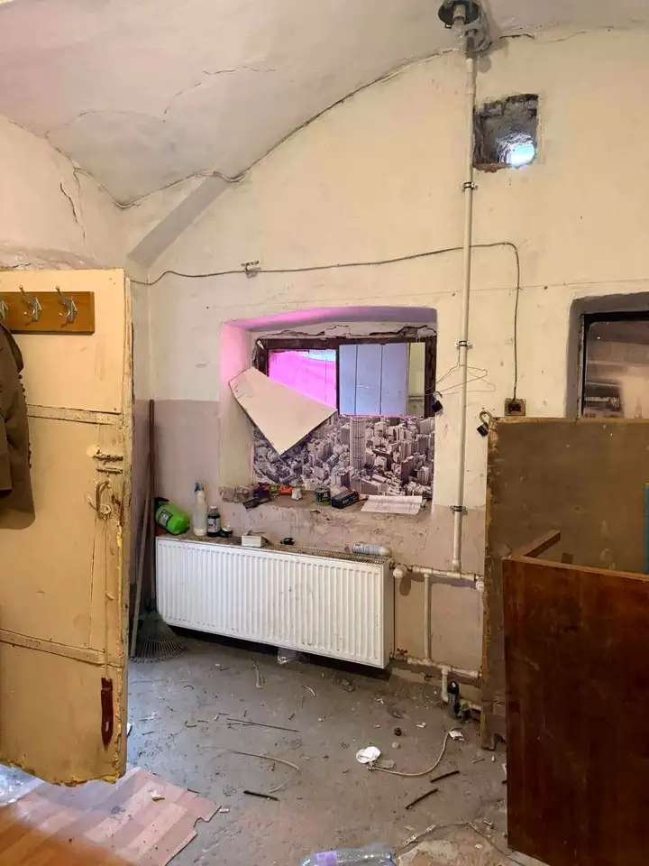 Продажа офиса 17 м2, Санкт-петербург, 8-я в.о. линия, 15 литера а
