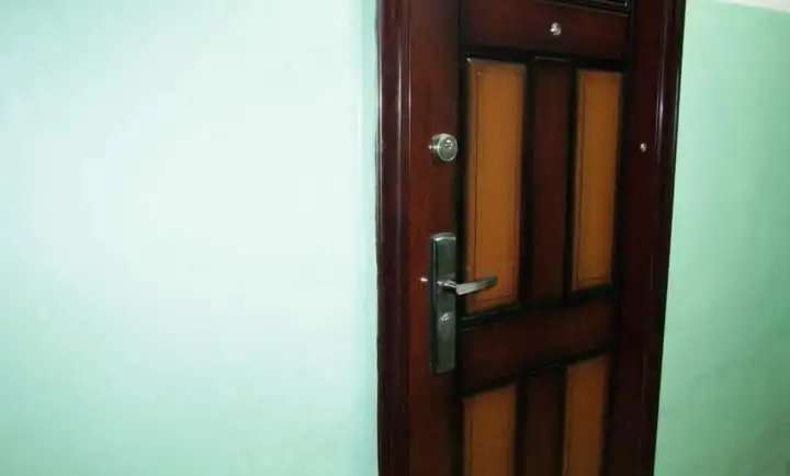 Продам комнату в общежитии, Мичурина 5Б