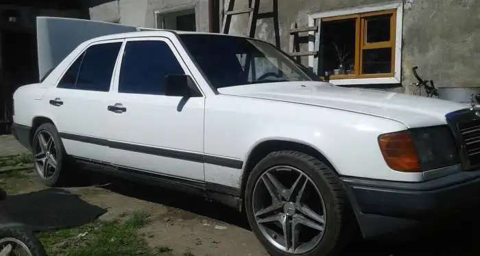 Продажа авто Mercedes-Benz E-Class
