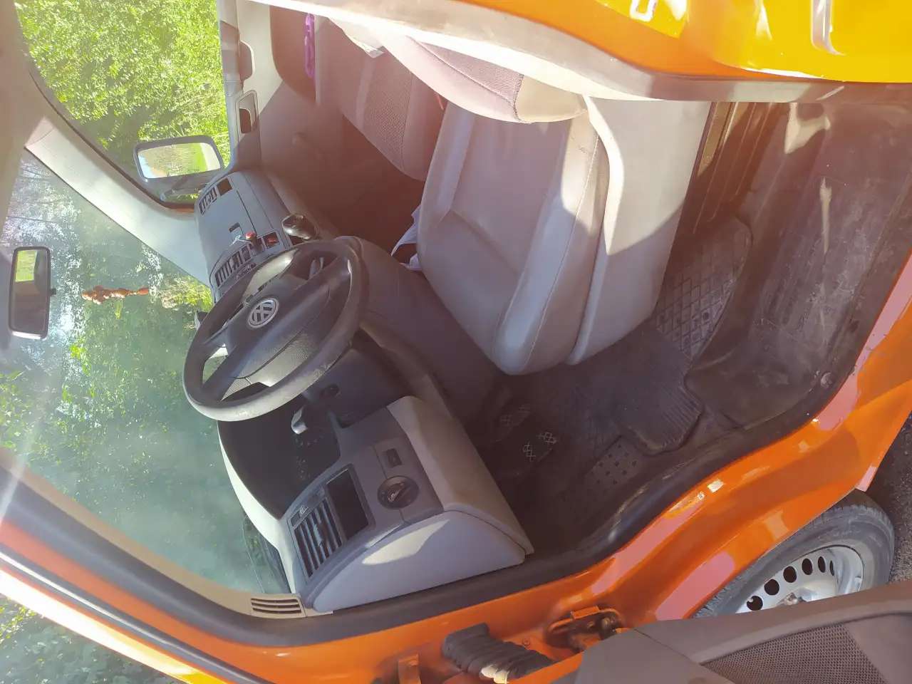 Продам автомобиль Volkswagen Transporter
