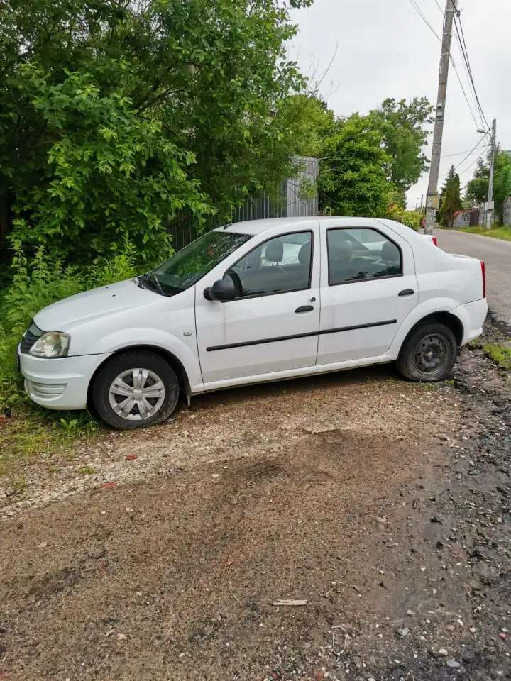 Renault Logan, 2012