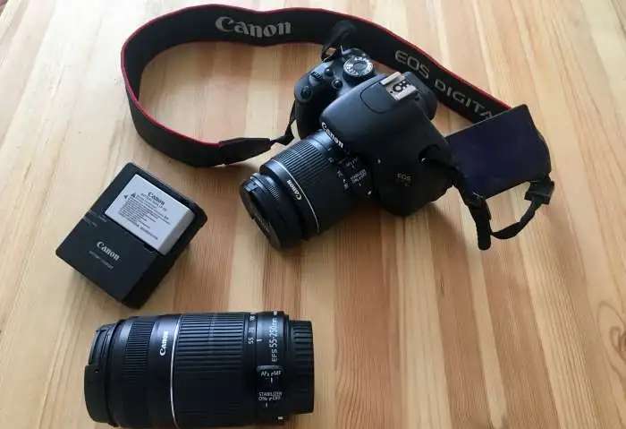 зеркальный фотоаппарат