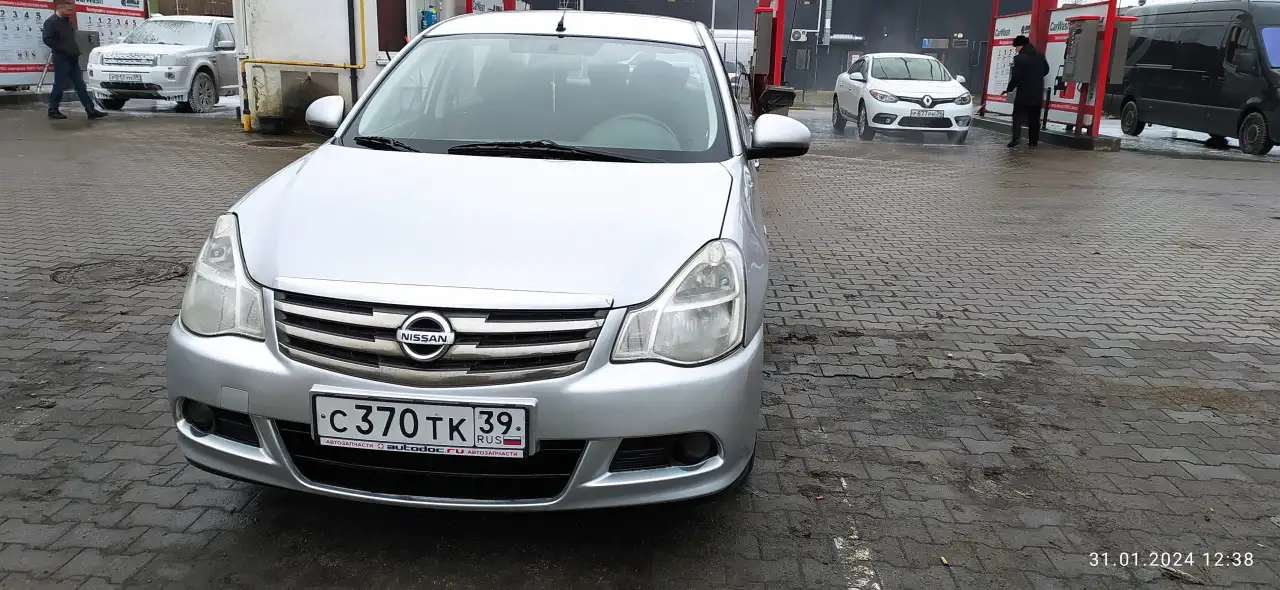 Nissan Almera