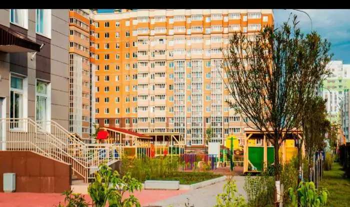 Продам 1-к квартиру, 38 м², 10/12 эт.