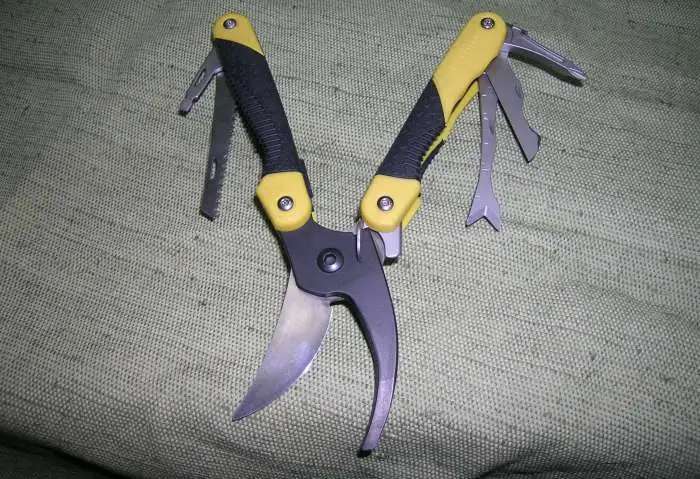инструмент Leatherman