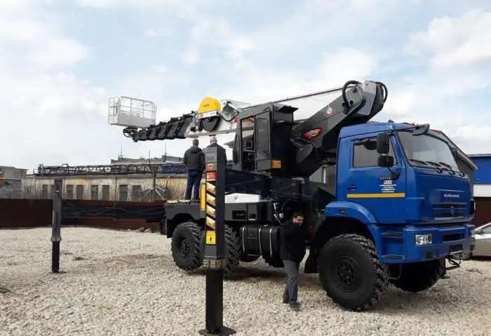 Автовышка Novas-460 45м на шасси Камаз-43118 6x6