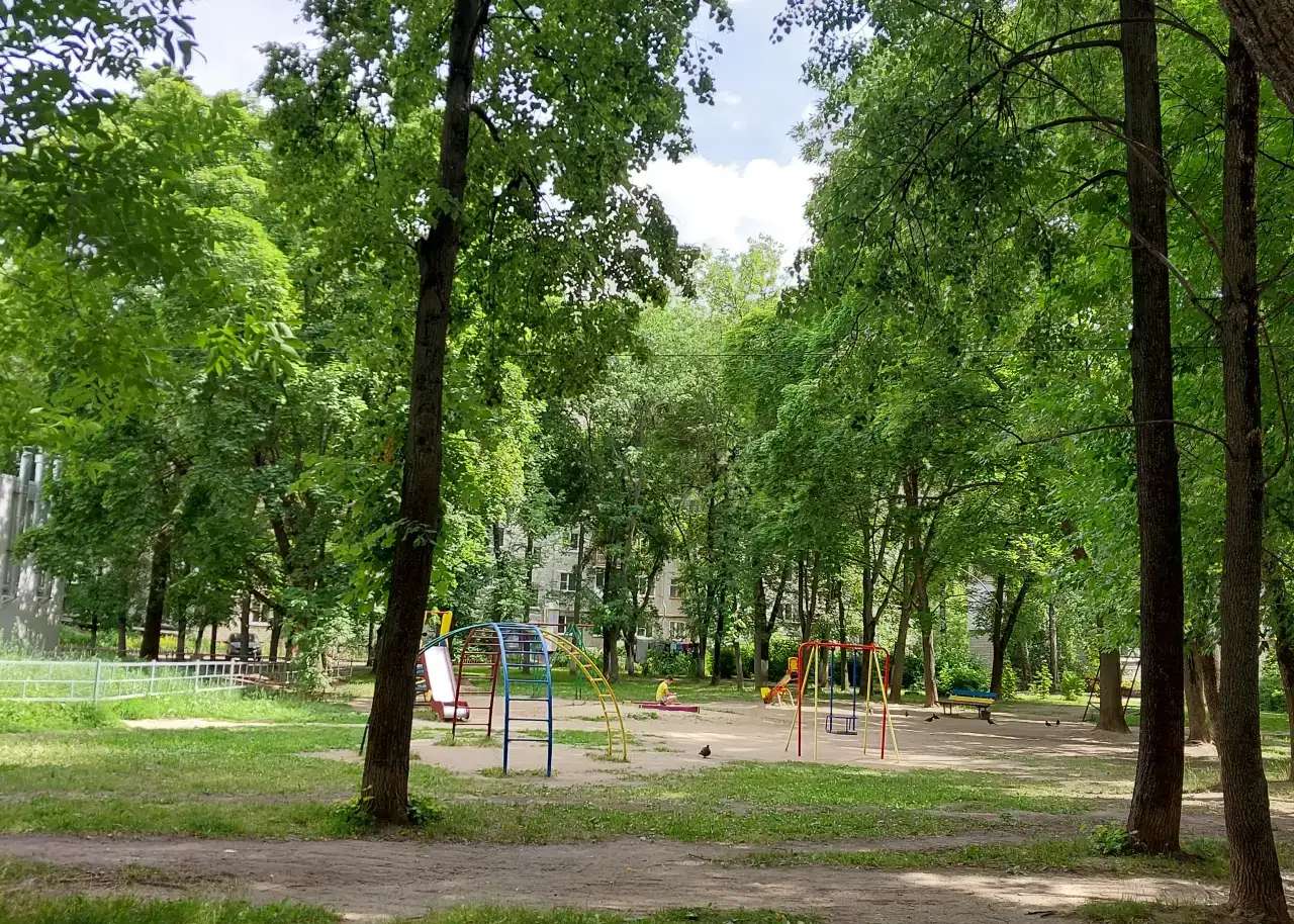 В продаже теплая, уютная 1- комнатная квартира. Практически в центре Автозаводского района, 31,00 м², 1 эт., Парк Культуры м., ул. Спутника,7а
