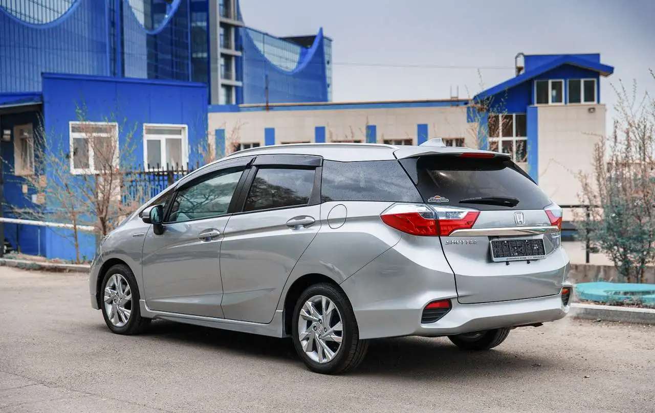 HONDA SHUTTLE GP7 2017Г ПРОДАЕТСЯ В ОТЛИЧНОМ СОСТОЯНИИ С АУКЦИОНОВ ЯПОНИИ ПОД ЗАКАЗ