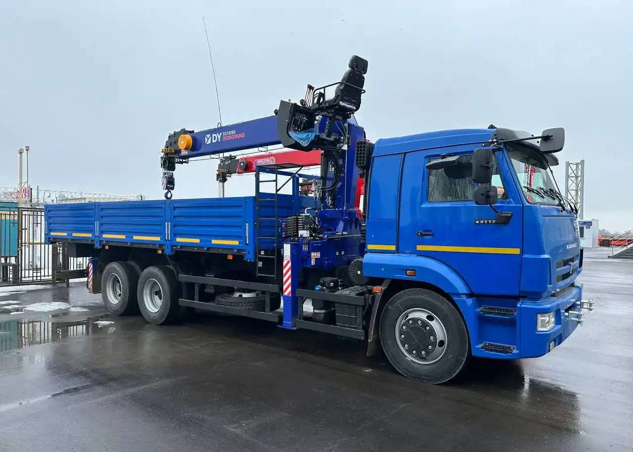 Бортовой Камаз с тросовым КМУ Корея