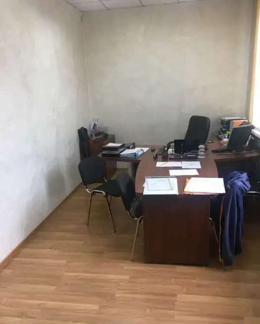 Здание автосервиса, с арендатором, и своим участком! 1 640,00 м2