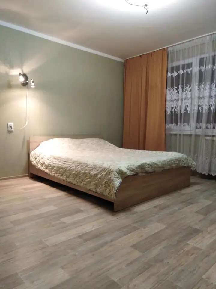 Квартира в центре, Багратиона 140