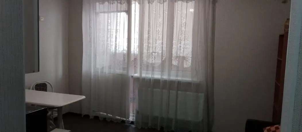 Сдам студию, Шаповалова 1г