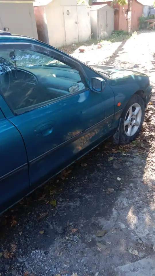 Продаю Ford Mondeo универсал 1994 года.