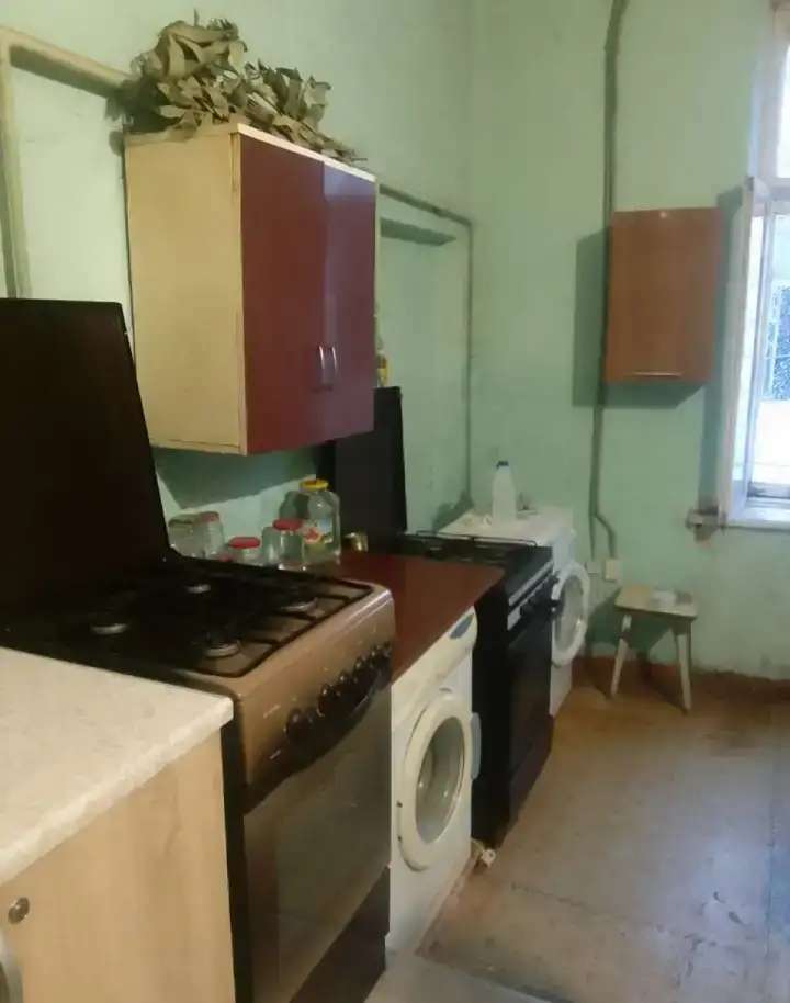 Продаю комнату в Центре, Московская 44