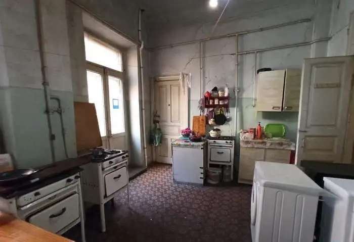 Продаю комнату, Тургеневская, 40