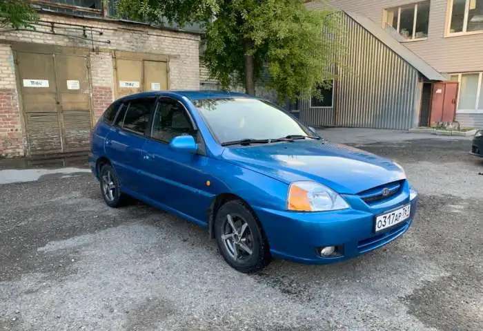 Продам машину Kia Rio